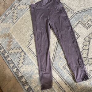 NEVER WORN fabletics leggings - purple/ grey